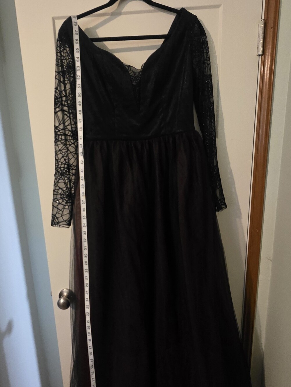 Deep V Neck Goth Cosplay Vampire Queen Dress Size M/L